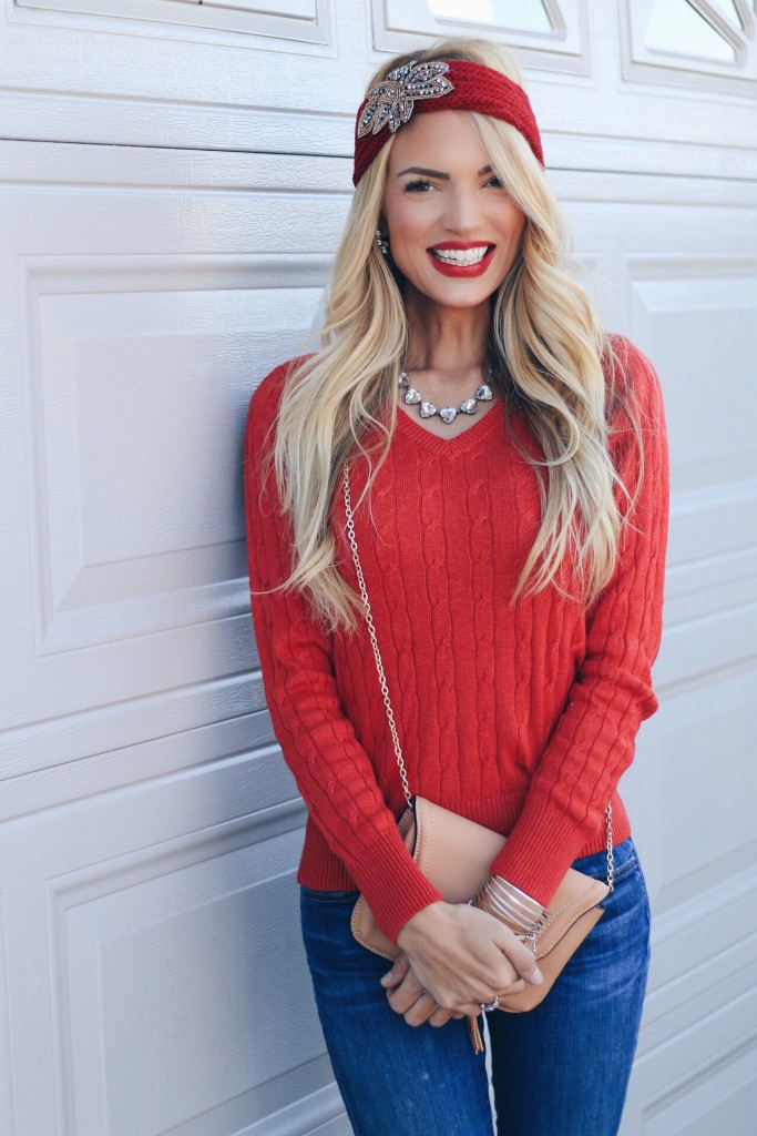 Casual Holiday Outfit - Airelle Snyder